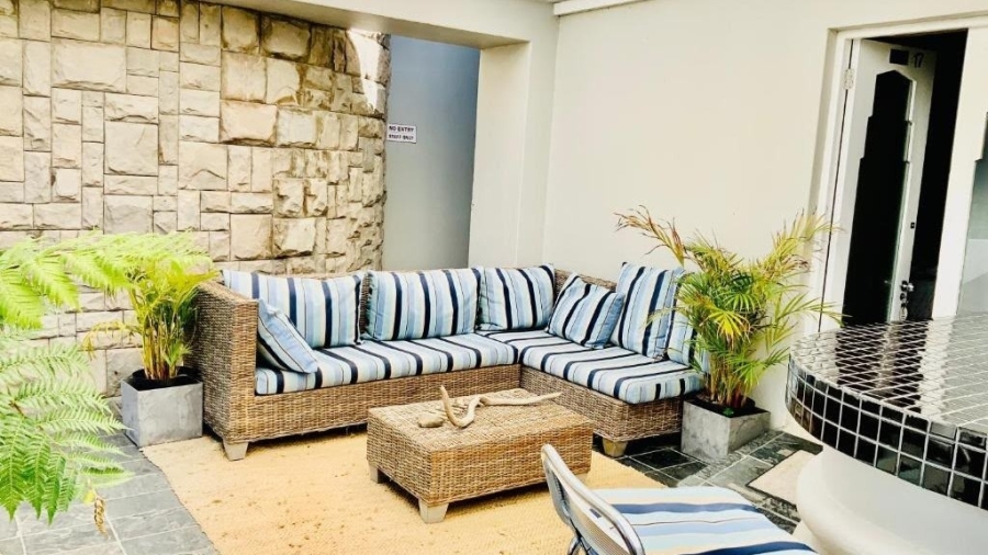 Commercial Property for Sale in Paradise Western Cape